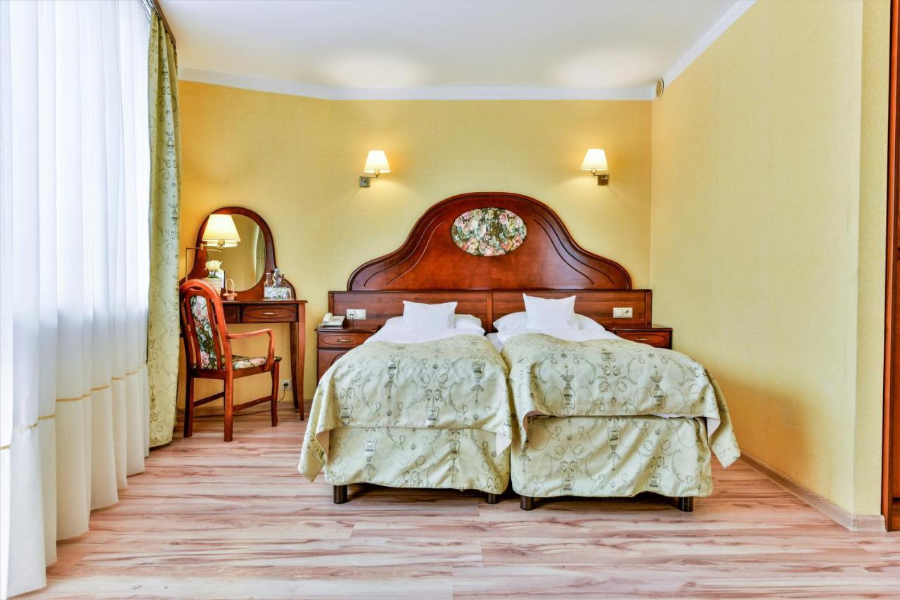 Apartamenty Sobieski Kołobrzeg Exteriör bild