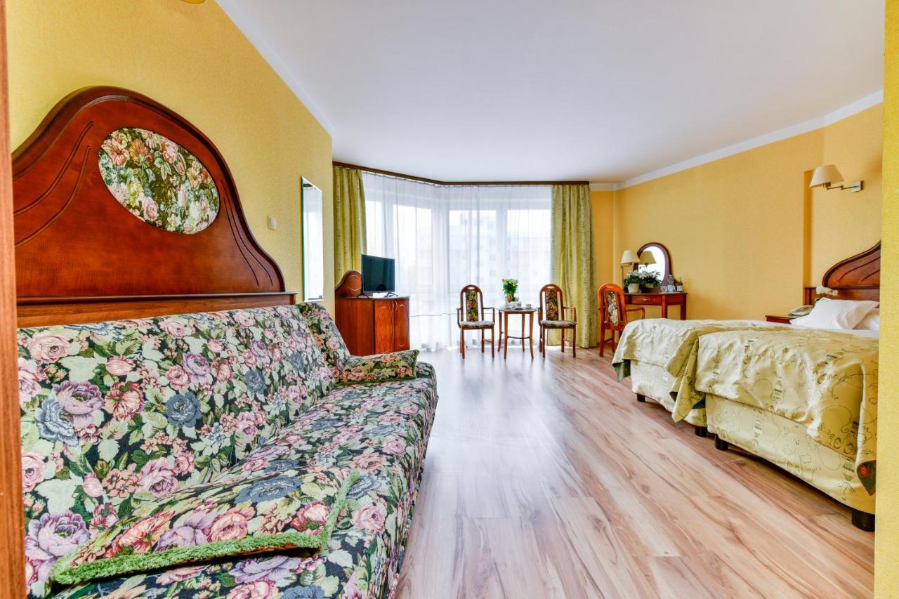 Apartamenty Sobieski Kołobrzeg Exteriör bild