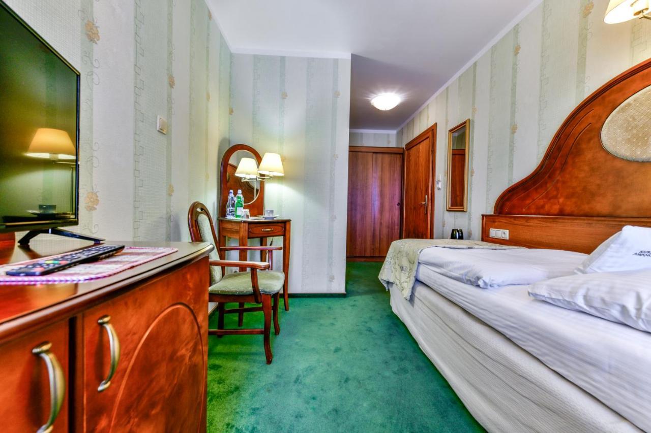 Apartamenty Sobieski Kołobrzeg Exteriör bild